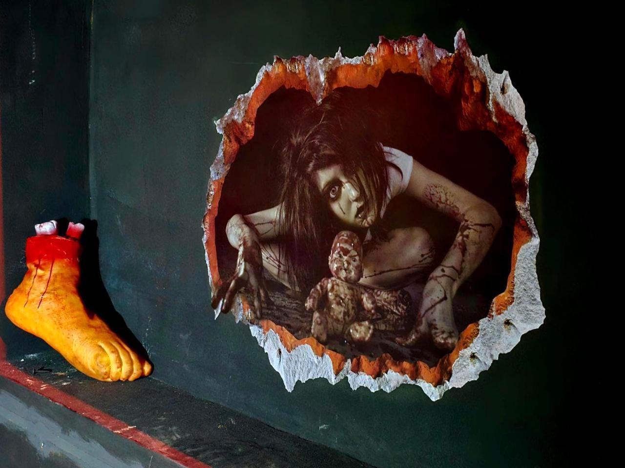 Scary Hostel Tbilisi Buitenkant foto